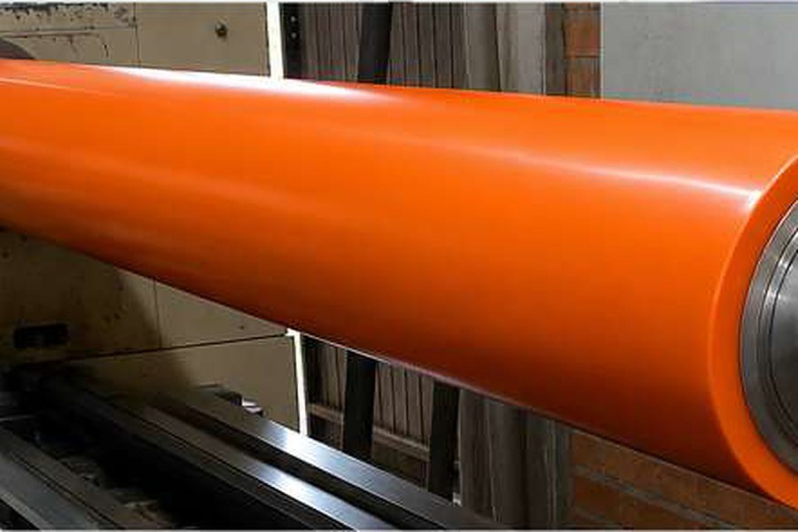 Cilindro de corte e vinco em poliuretano fabricada pela Petromix